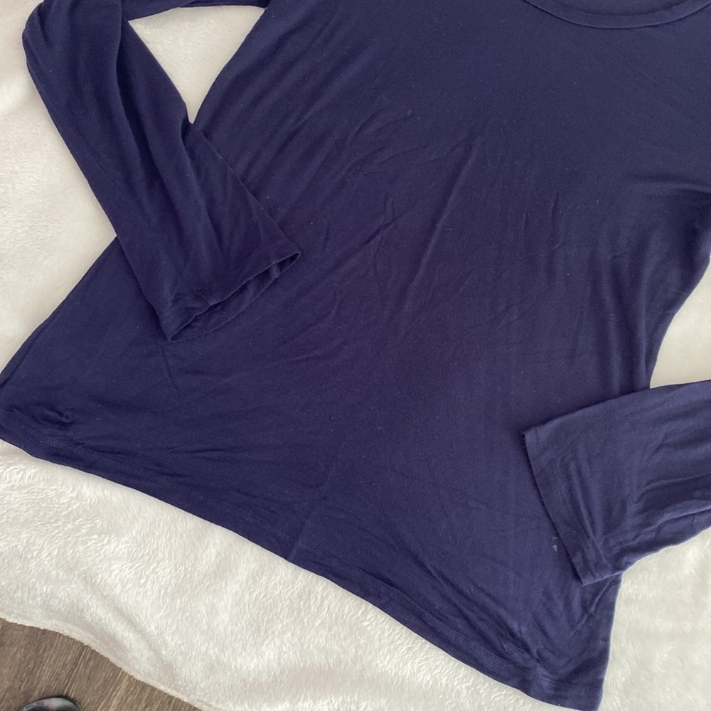 Super sheer navy long sleeve scoop neck shirt - Picture 4 of 17